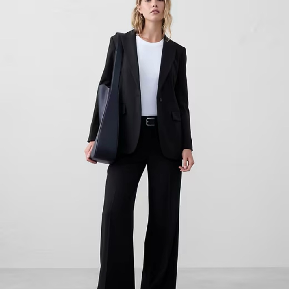 Banana Republic Sculpted Suit Blazer in Black